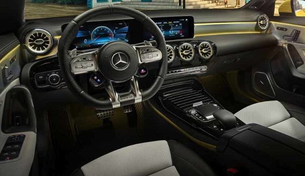 Mercedes-Benz CLA AMG Shooting Brake CLA 35 Premium 4Matic 5dr Tip Auto