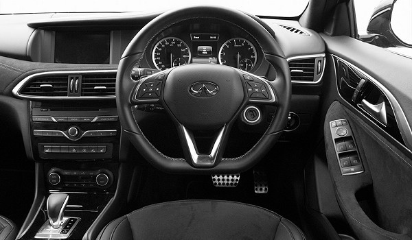 Infiniti Q30 Hatchback 1.6T Luxe 5dr DCT